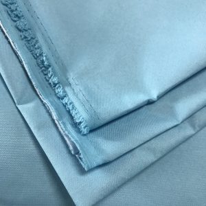 EN 13795-1 2019 60gsm Polyester 50D+PE амьсгалдаг мембран Мэс заслын даашинзны даавууг Их Британид экспортлох